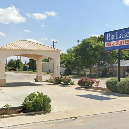 Big Lake Inn And Suites Esterno foto