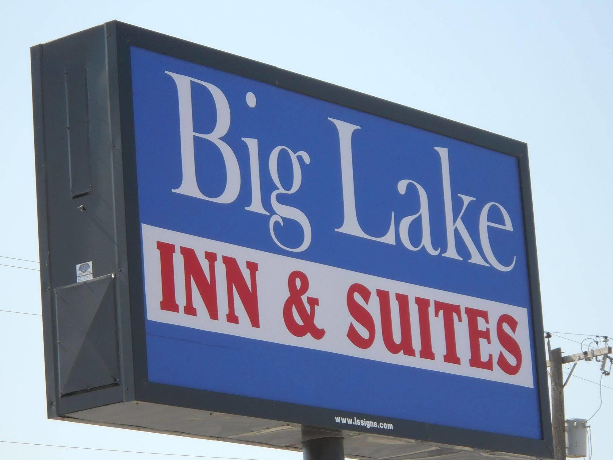 Big Lake Inn And Suites Esterno foto